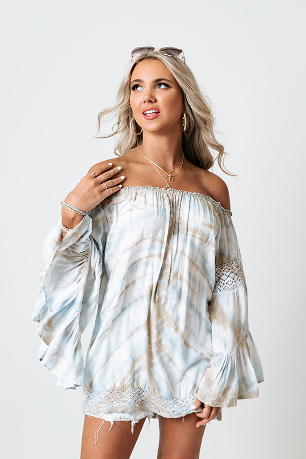 Beachy Twist Tie Dye Shift Top In Sky Blue   