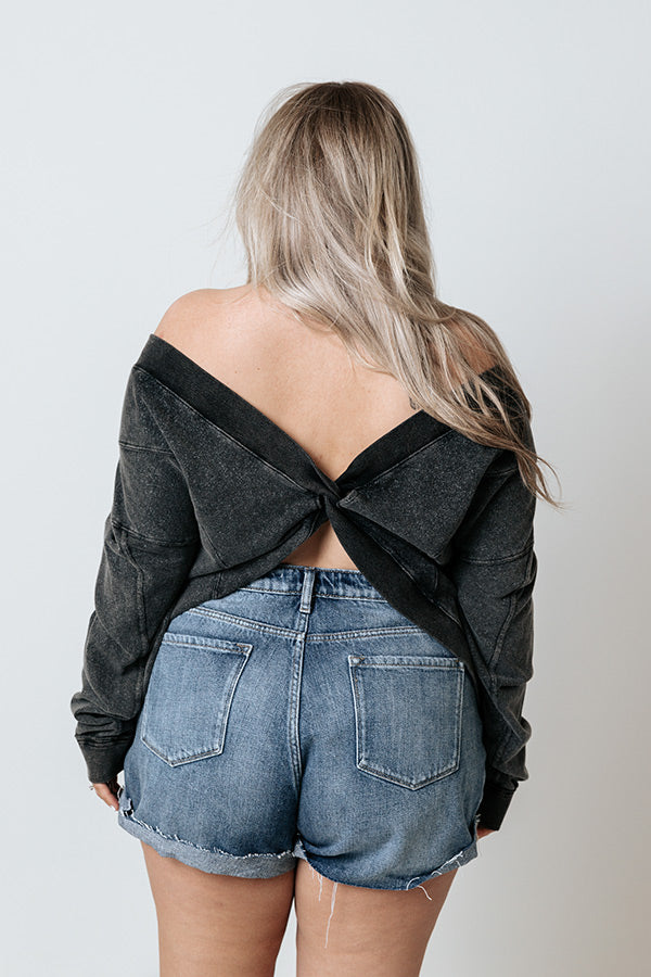 Mystic Marvel Sweatshirt In Vintage Black Curves Image - 1