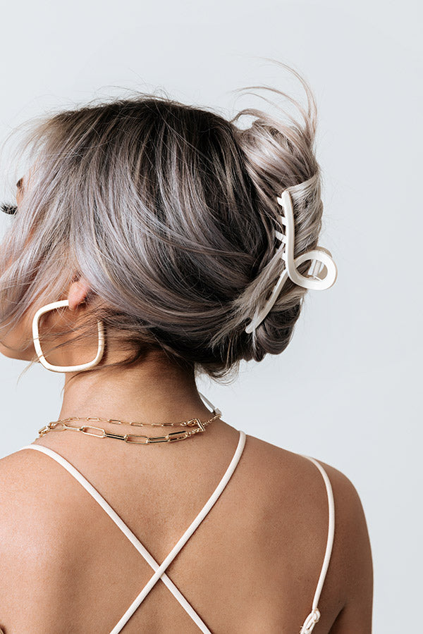 Friendly Gaze Hair Claw Clip In Ivory