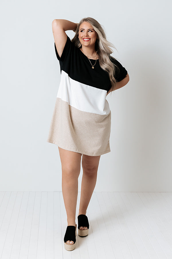 Next Up Colorblock Shift Dress In Black Curves Image - 4