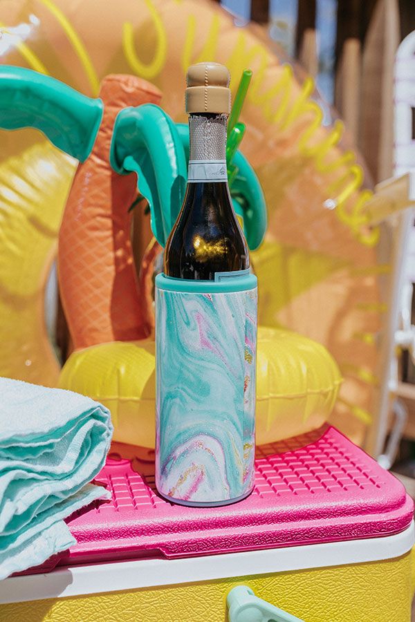 Wanderlust Skinny Can Cooler