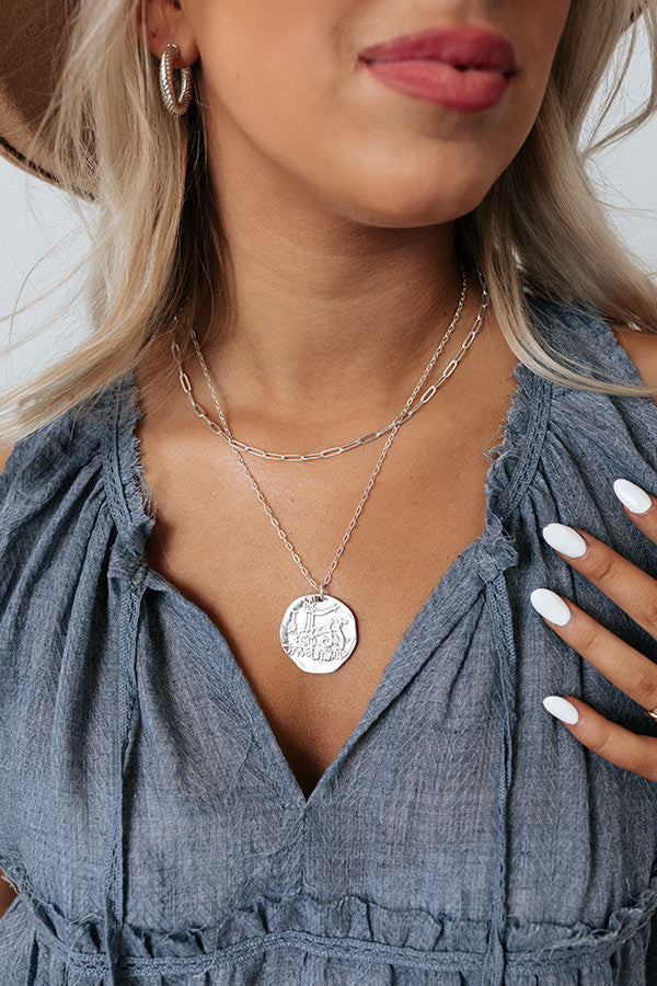 Sly Grin Necklace In Silver