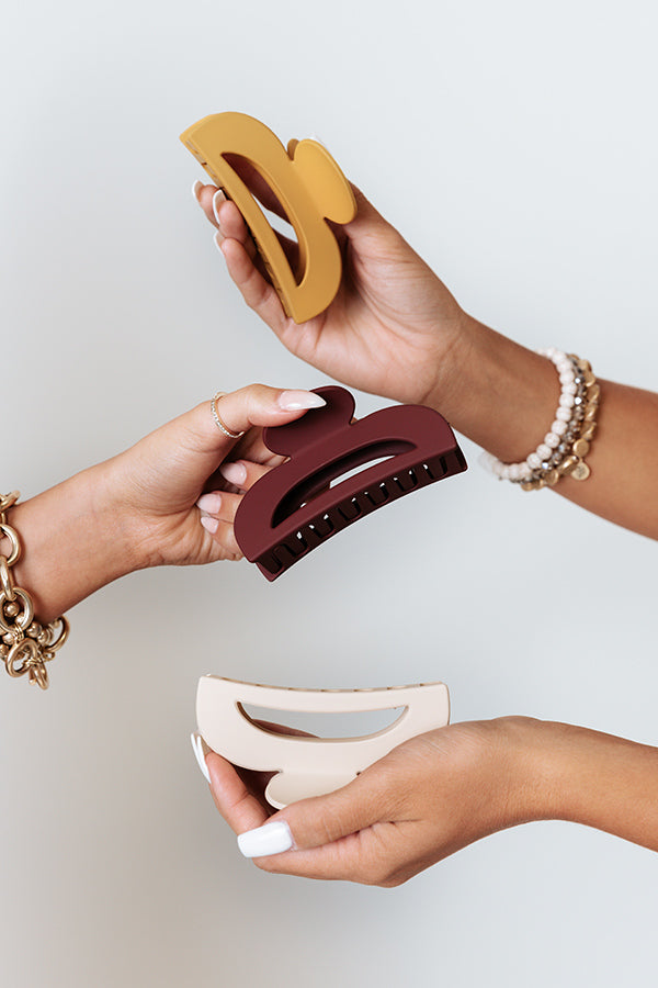 Serving Up Sangria Hair Claw Clip Set In Maroon