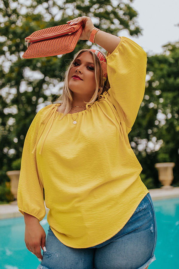 Splash Of Champagne Shift Top In Yellow Curves