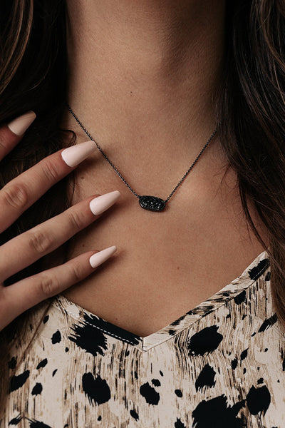 Kendra scott deals black drusy necklace