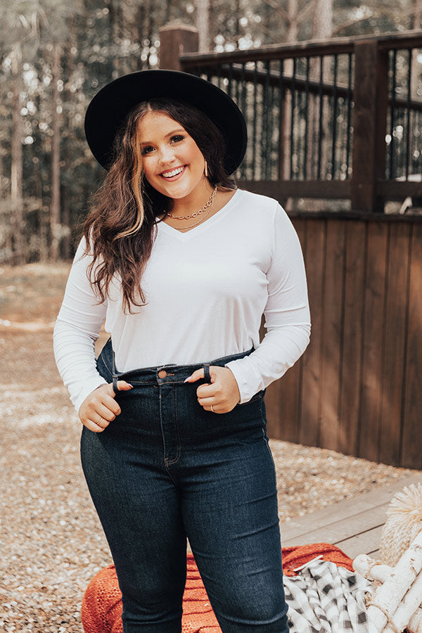 Yellowstone Long Sleeve Tee In White Curves