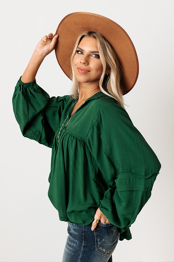 The Bayle Babydoll Shift Top in Hunter Green