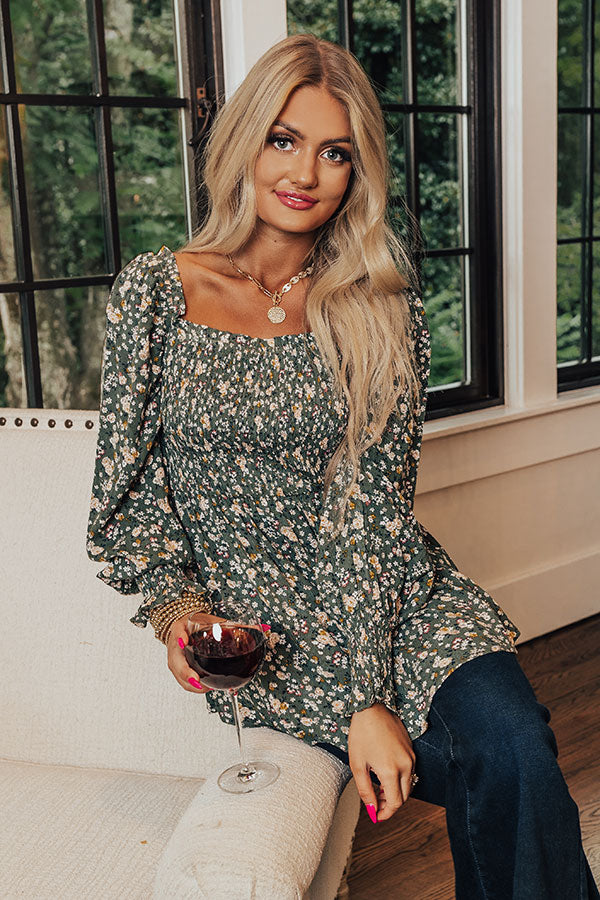 Sweet And Simple Floral Top In Light Hunter Green