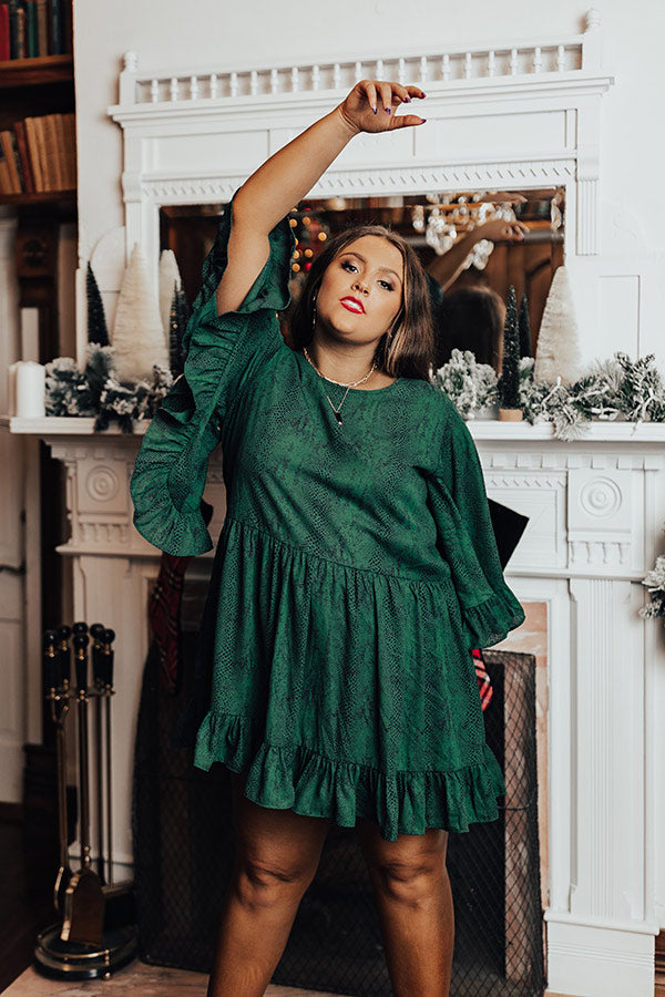 Chic Sweetheart Snake Print Shift Dress in Hunter Green Curves Chic Sweetheart Snake Print Shift Dress in Hunter Green Curves