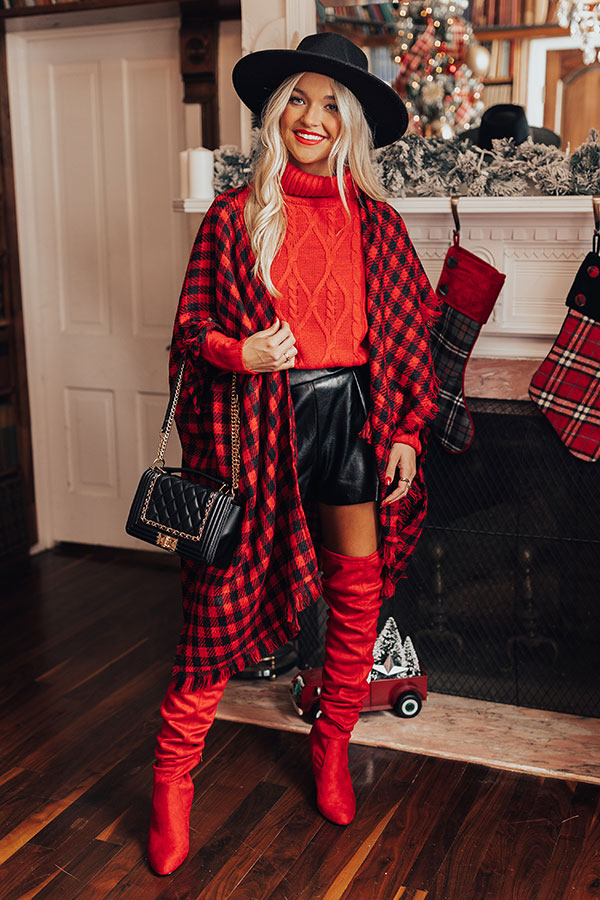 Snow Drop Houndstooth Poncho In Red