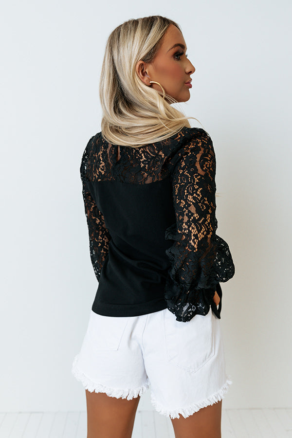 Look Amazing Lace Top In Black