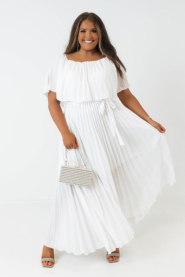white pleated dress plus size boohoo Women's Plus Cotton Poplin Pleated Volume Maxi Dress in White | Size: 14