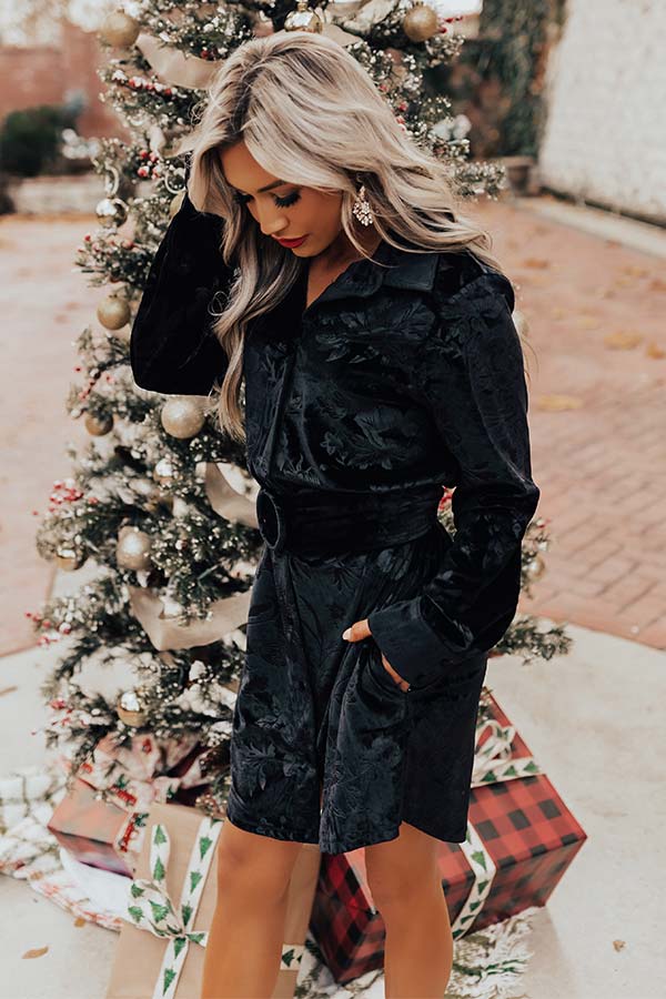 Downtown Elegance Velvet Dress