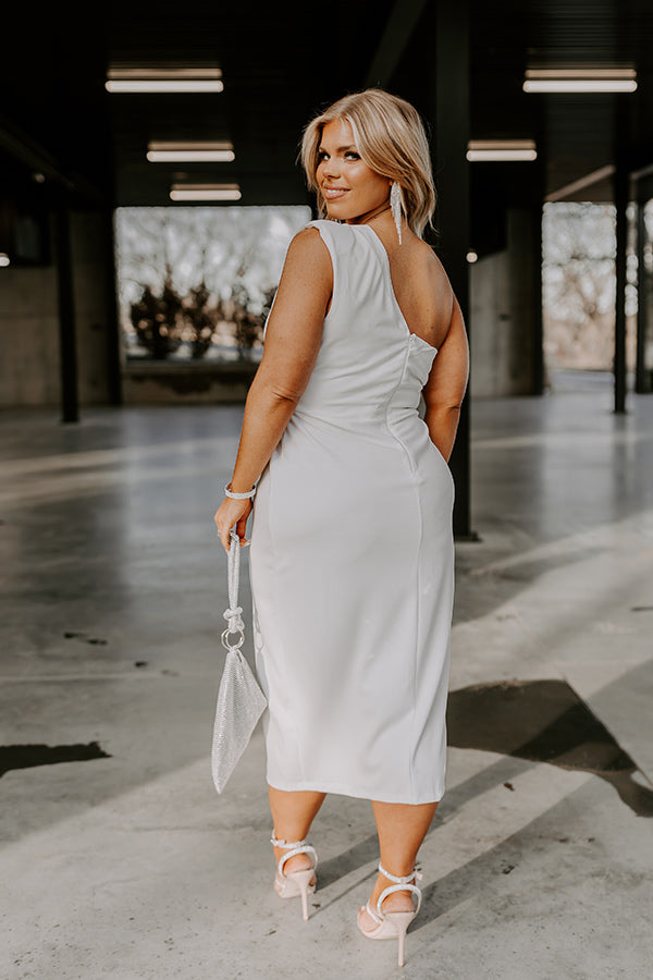 Absolutely Elegant One Shoulder Midi Curves