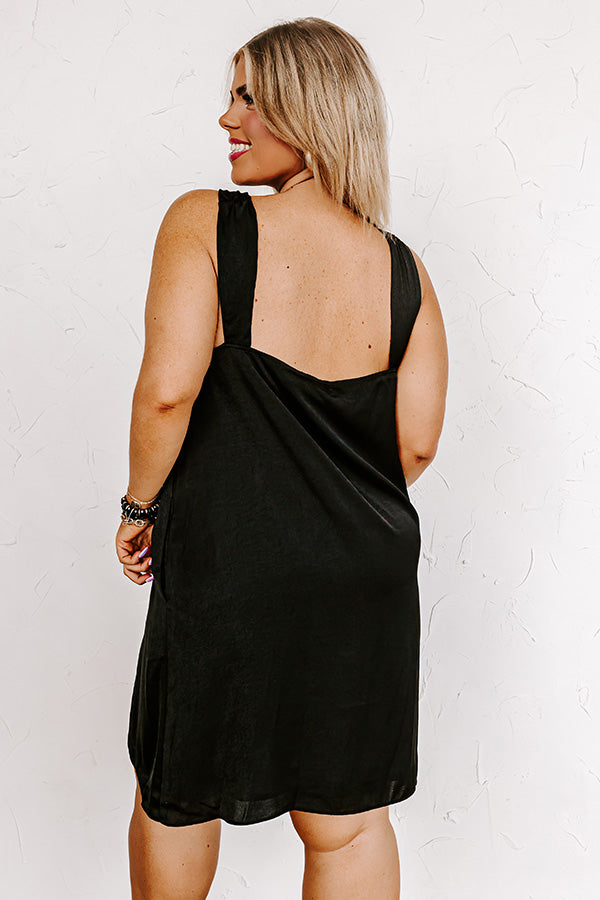 NYC Dreams Mini Dress In Black Curves