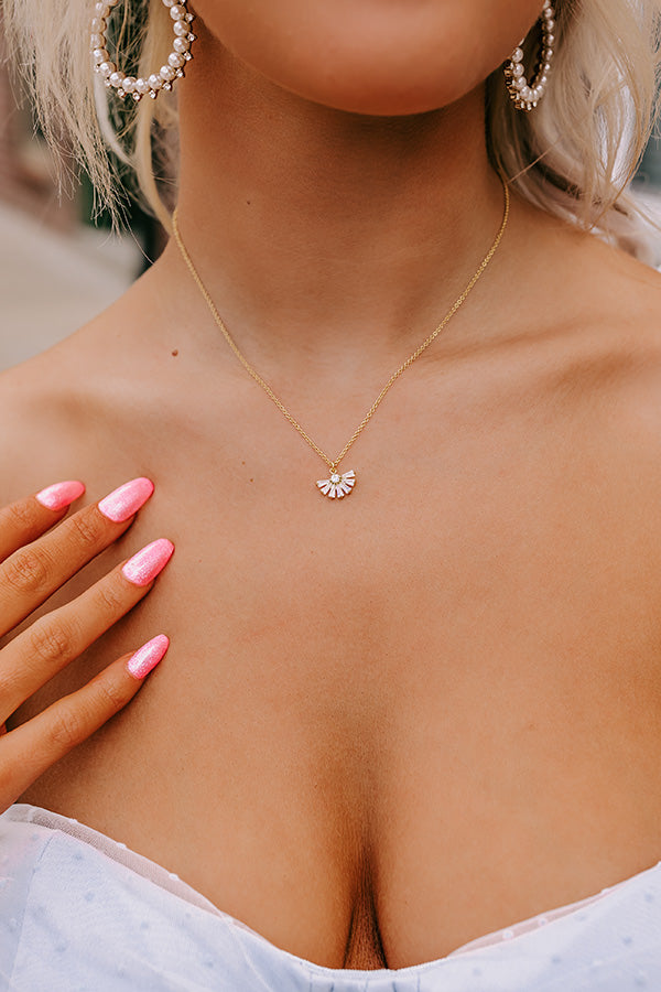 Finding Center Stage Necklace
