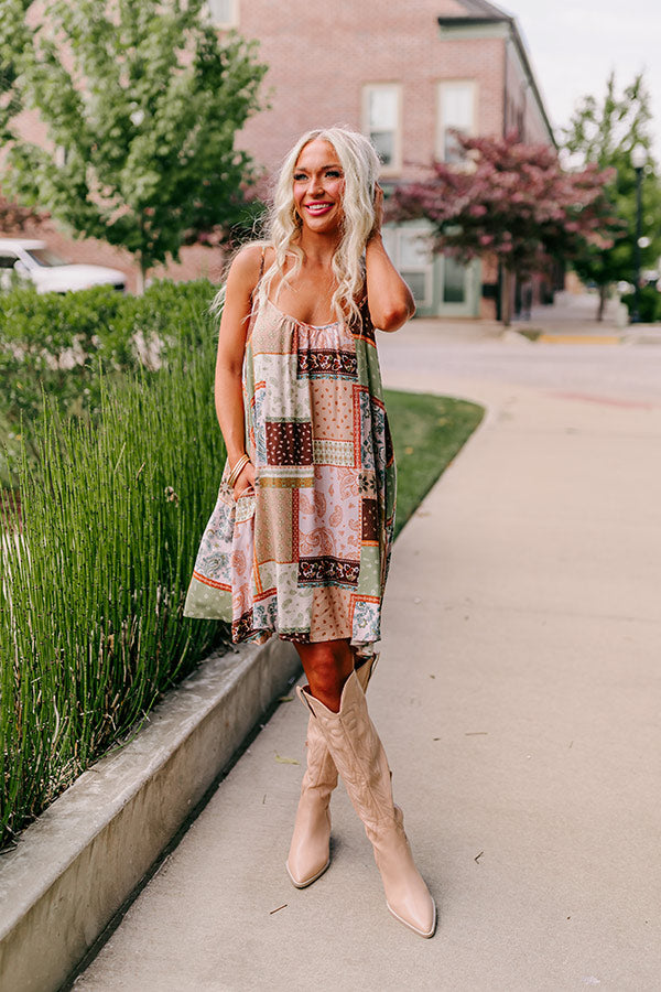 Salty Breeze Babe Shift Dress In Iced Latte