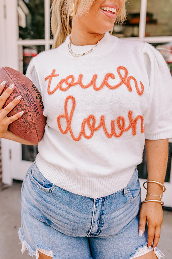 Touchdown Knit Sweater Top In White Curves