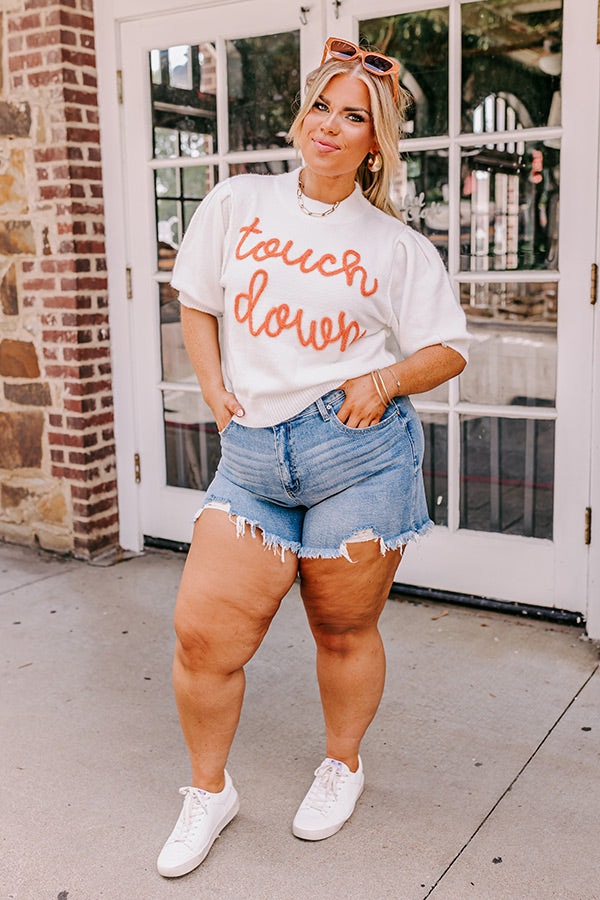 Touchdown Knit Sweater Top In White Curves