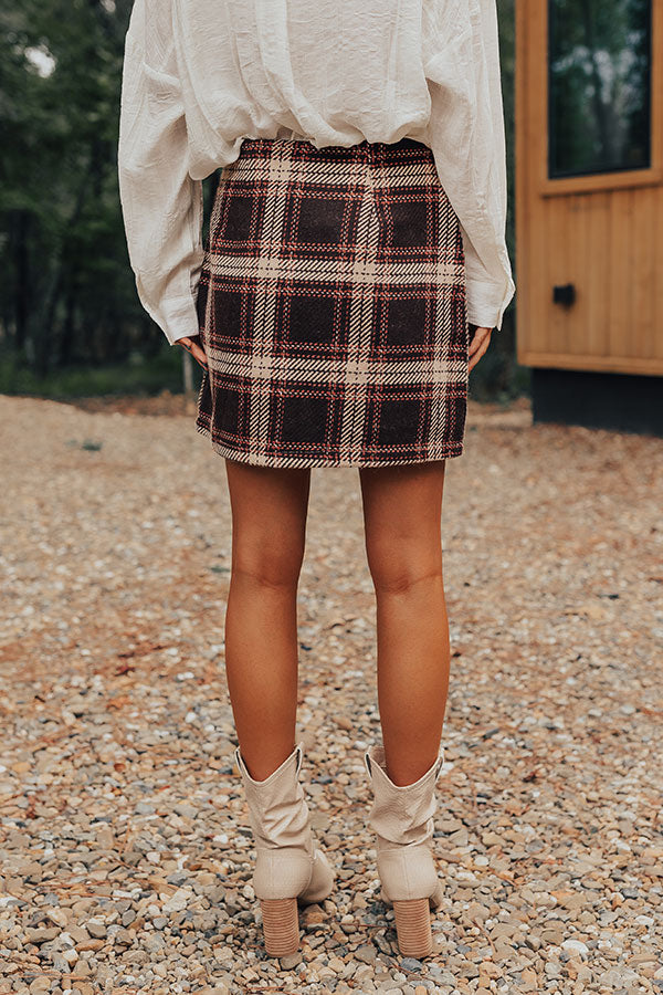 Cafe Patio Plaid Skirt in Chestnut