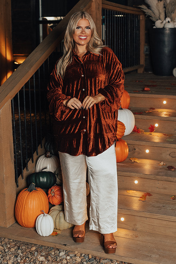 Amazing Views Velvet Top in Dark Cinnamon Curves