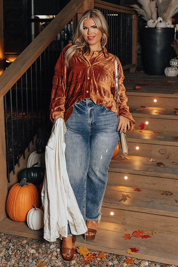 Amazing Views Velvet Top in Rust Curves   