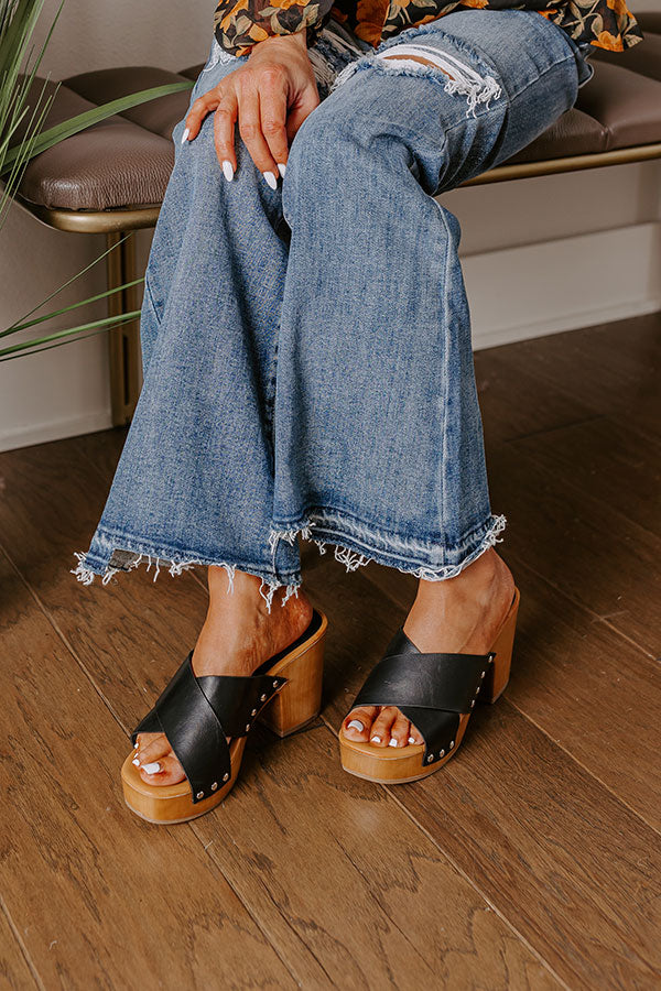 The Mellow Faux Leather Heel in Black