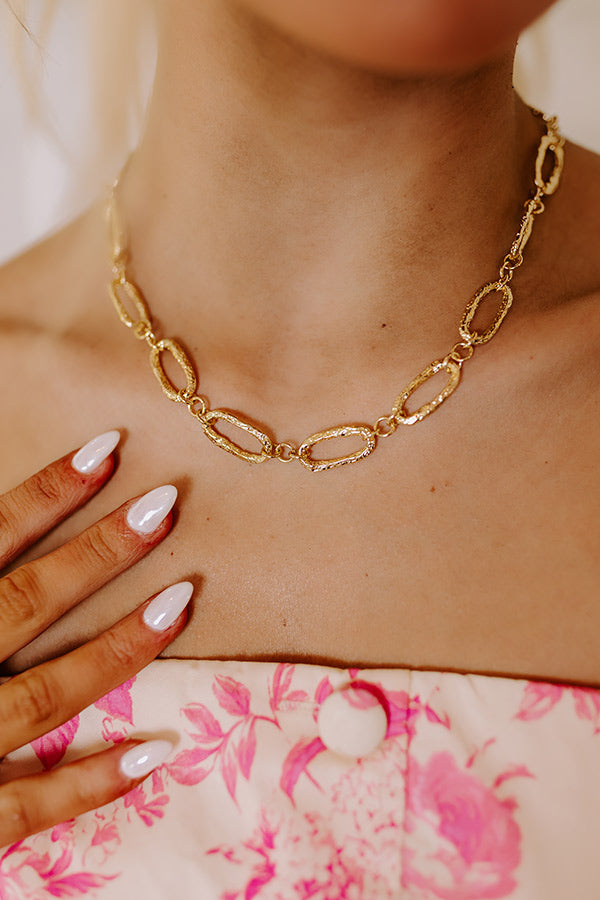 Jetting Around Link Necklace